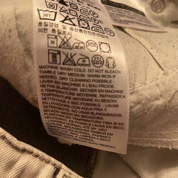 Levi’s bleached distressed reverse tie dye jean shorts jorts 29 EUC bleach dye - Picture 12 of 12